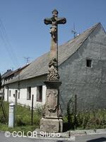 Pískovcový kříž